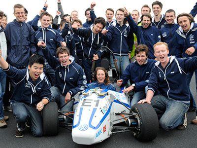 Голландские студенты создали быстрейший в мире электрокар