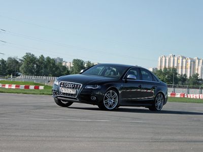 Audi S4: спорт на каждый день