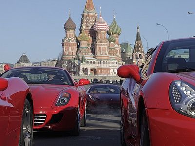 Автовладельцы заплатят «роскошный» налог не раньше 2015 года