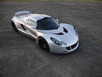 Hennessey Venom GT снова обогнал Bugatti Veyron