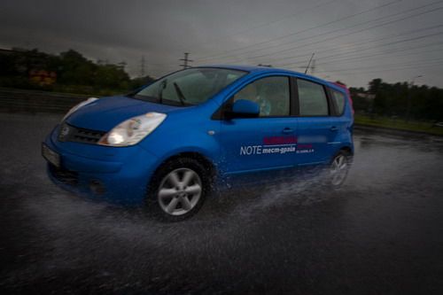 Nissan Note. Фото Романа Останина с сайта 