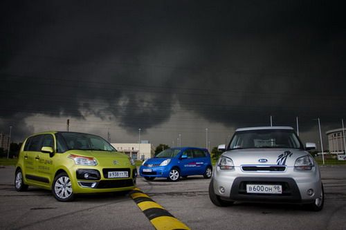 Nissan Note, Kia Soul и Citroen C3 Picasso. Фото Романа Останина с сайта 