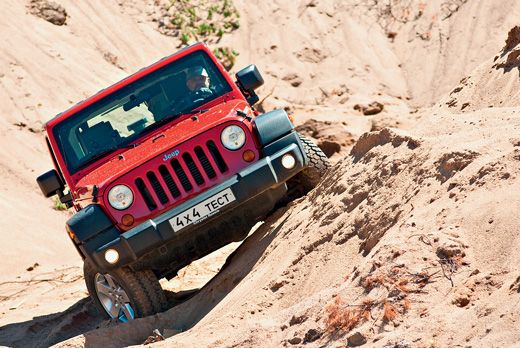 Осталось только заменить передний бампер силовым с лебедкой