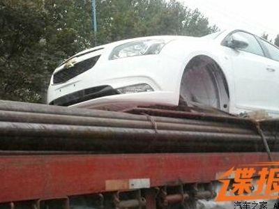 Фотографии обновленного Chevrolet Cruze попали в сеть