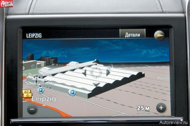 В Европе уже вовсю используется детализация карты: на экране появляется трехмерное изображение ландшафта и домов