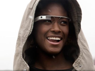 Mercedes интегрируется с Google Glass