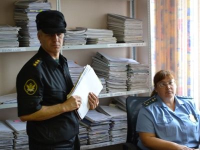 Сотни москвичей могут лишиться купленных прав