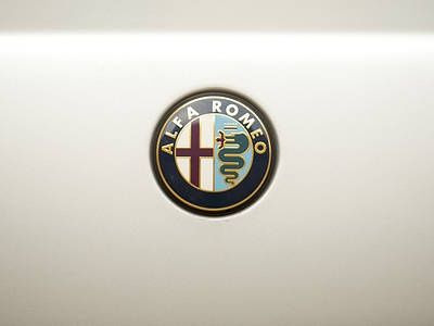 Alfa Romeo не может подобрать дизайн для будущего глобального седана